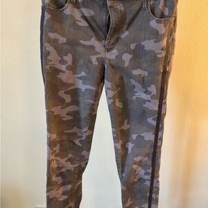 Camouflage Patterned Pants Skinnygirl Broadway Highrise skinny.